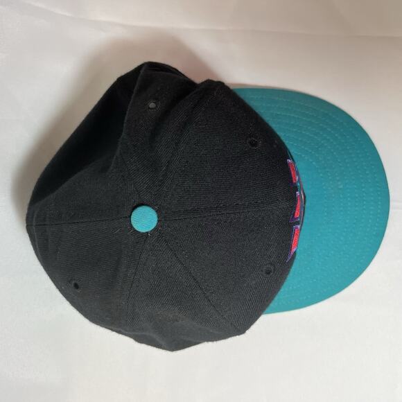 Wichita Wranglers Hat Baseball Cap Fitted‎ 7 3/4 New Era Vintage 90s MiLB Black - Picture 7 of 7